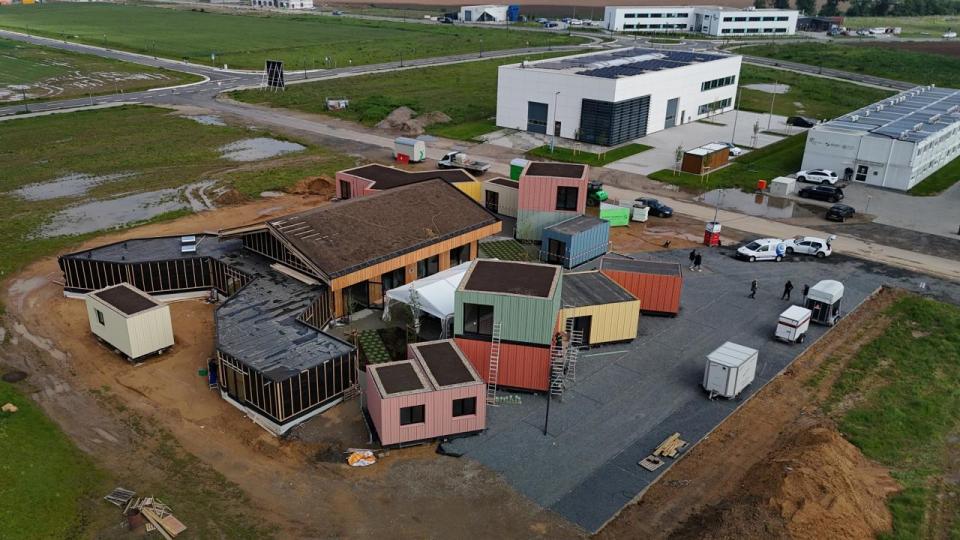 Baustelle: Gebäude des Startup Village Jülich im Brainergy Park Jülich werden aufgebaut